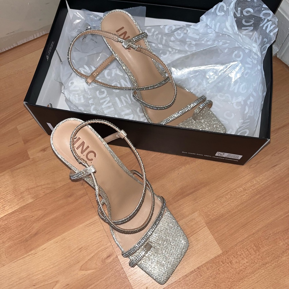 FREE SHIPPING ‼️BRAND NEW IN BOX- NEVER WORN EVENING HEELS FOR WOMEN 👠 SIZE 8 - Picture 12 of 16